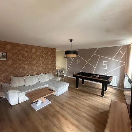 Capstay Cosy Centre 2 Babyfoot, Billard & Netflix Raismes