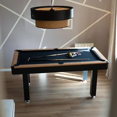 Capstay Cosy Centre 2 Babyfoot, Billard & Netflix Apartment *