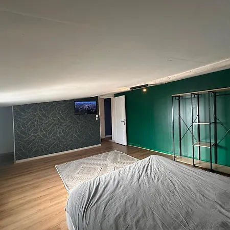 Apartment Capstay Cosy Centre 2 Babyfoot, Billard & Netflix